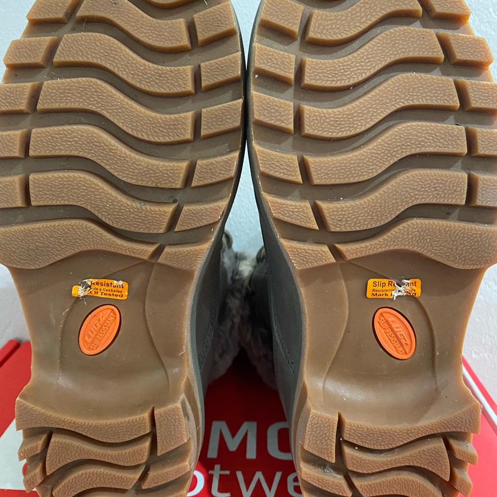 NWT LUGZ Boots - Picture 6 of 6